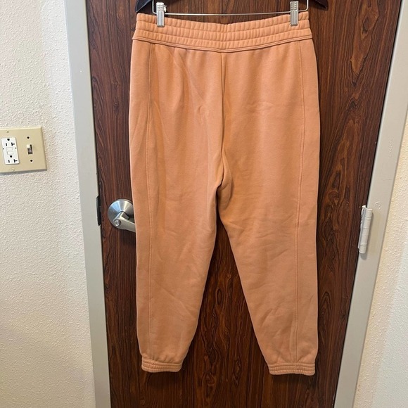Fabletics Amelia Slim Jogger Sweat Pants Apricot Lg - Picture 2 of 4